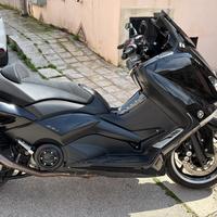 Yamaha tmax 530