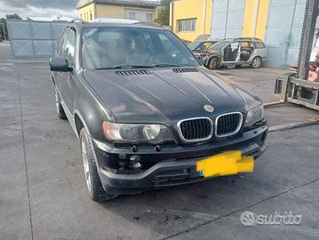 Bmw X5 2004 3.0TD 306D1 CAMBIO OK Per Ricambi