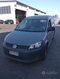 Volkswagen caddy 1.6 BSX 2013 demolito per ricambi