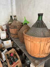 Tini vetroresina e damigiane