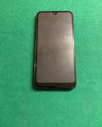 cellulare LG modello Q60