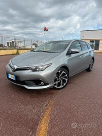 Toyota auris 1.4d4d Lounge 2016