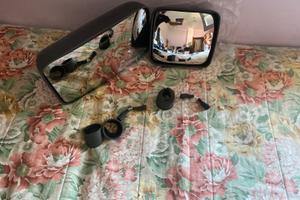specchietti lato destro v