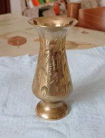 Vasi in ottone piccoli 