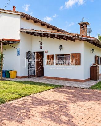 Casa indipendente con giardino a Pieve Cesato