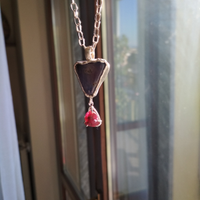 Pietra minerale Corindone zaffiro fiume ticino