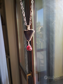 Pietra minerale Corindone zaffiro fiume ticino