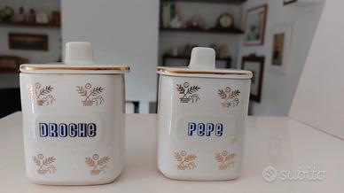 2 vasetti S.C. Richard inizio '900