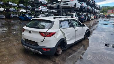 KIA STONIC 2019 SOLO PER RICAMBI