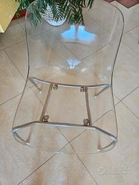 sedia trasparente 