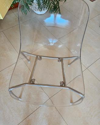 sedia trasparente 