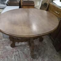 Tavolo rotondo in noce