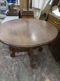 Tavolo rotondo in noce