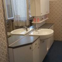 Arredo bagno su misura in laminato bianco Polaris