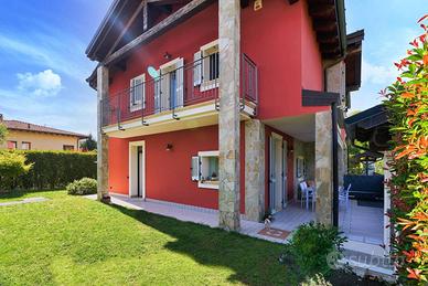 Appartamento di 200 m² con 4 locali e box auto dop