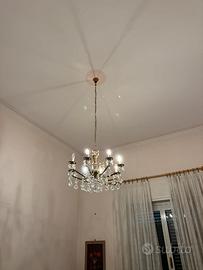 Lampadario classico a bracci in cristallo