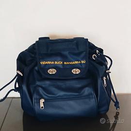Zainetto Mandarina Duck colore blu.