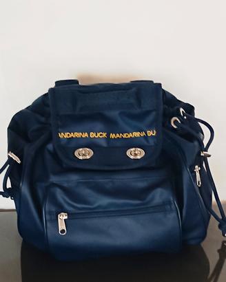Zainetto Mandarina Duck colore blu.
