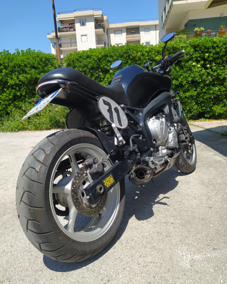 Yamaha FZ6 cafè Racer custom