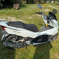Scooter Honda PCX 125cc