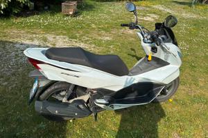 Scooter Honda PCX 125cc