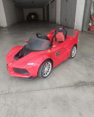 Auto elettrica bambini - La Ferrari FXXK