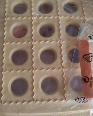 Raviolatore Tupperware, stampo per ravioli nuovo.