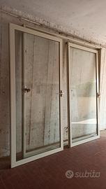 Porta finestra scorrevole alluminio bianco. 