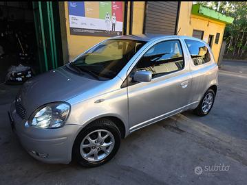 toyota yaris 1000