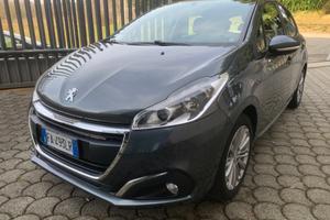 Peugeot 208 PureTech 82 5 porte Allure