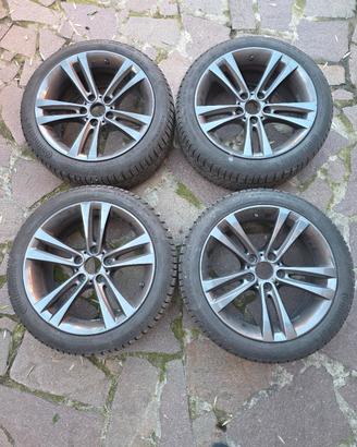 cerchi e gomme da 18" per BMW