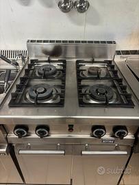 Attrezzatura ristorante 4fuochi