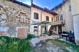 CASA IN LINEA RISTRUTTURATA - IDEALE PER SINGLE...