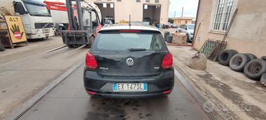 Portellone paraurti stop Polo 2015