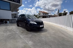 Lancia Ypsilon 1.2 69 CV 5 porte S&S Elefantino Bl