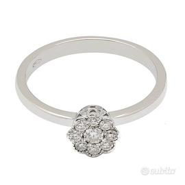 Anello solitario fiore 0,20ct