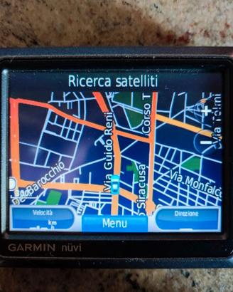 Navigatore Garmin Nuvi 205 usato