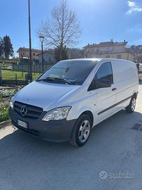Mercedes Vito 113
