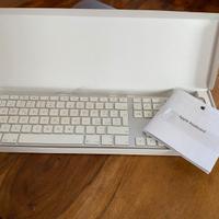 APPLE keyboard difettata.