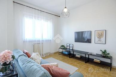 5 LOCALI A RIVA PRESSO CHIERI