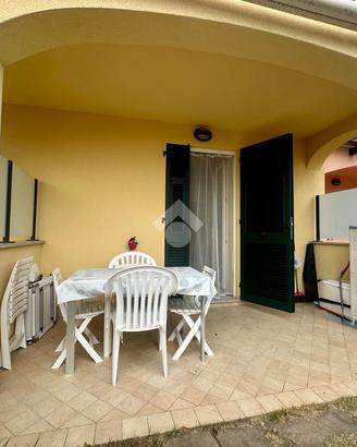 2 LOCALI A MAGLIOLO