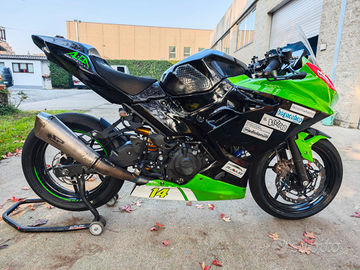 Kawasaki 400 ninja