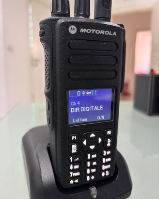 MOTOROLA DP4801 UHF