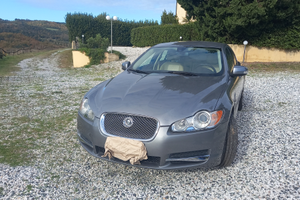 Jaguar xf premiamo luxurj