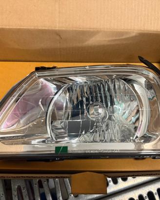 Faro Anteriore sx L200 MR439533