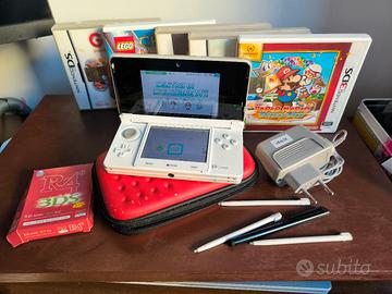 Nintendo 3ds + 5 giochi e access