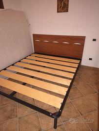 Letto matrimoniale compreso di materasso nuovo