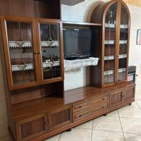Cucina, parete attrezzata,divano