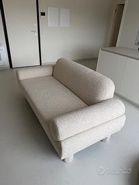 Divano 2 posti in bouclé Lilo Westwing Collection