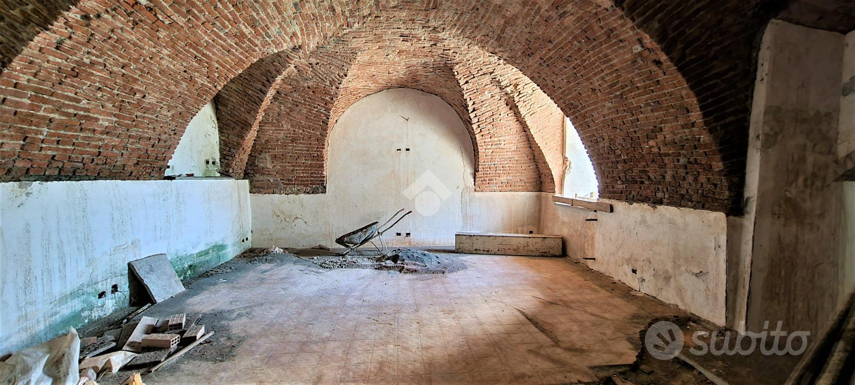 4 LOCALI A BOLLENGO - Altro